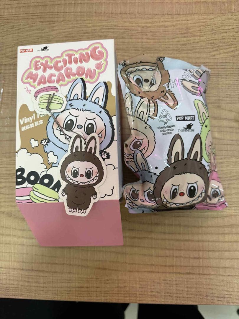 ポップマート ラブブ Exciting Macaron ぬいぐるみCocoa