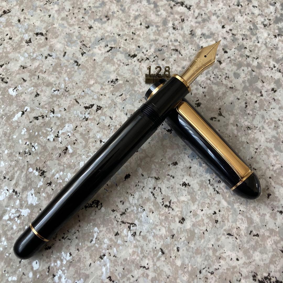#128 オーバーホール済み 万年筆 PLATINUMプラチナ 3776 14k