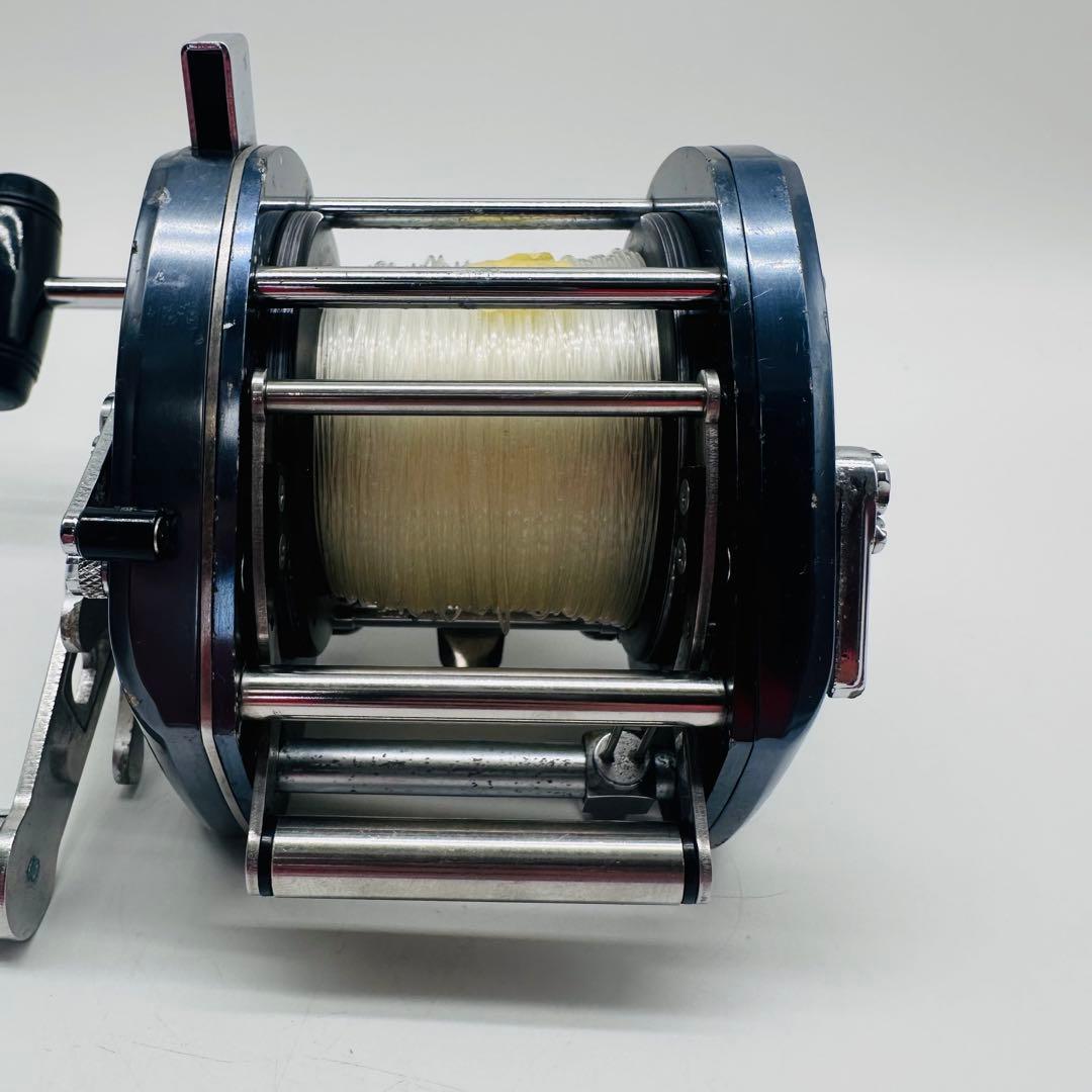 希少　シマノ　バンタム　2000L-EX　両軸リール　ハーネス付き