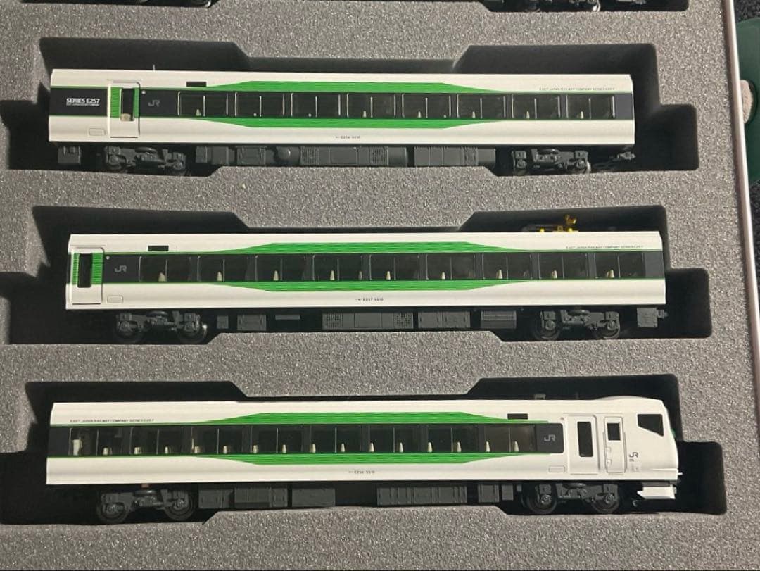 KATO 10-1884 E257系5500番台 草津・四万・あかぎ　室内灯付き