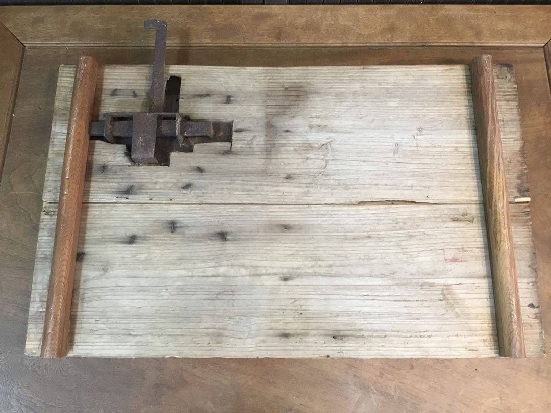 江戸〜明治時代　枯れ板　敷板　花台　錠前金具付　古い蔵戸/ 李朝　ソバン