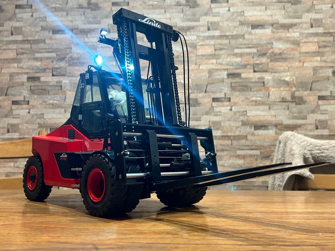 タミヤ1/14 油圧フォークリフト