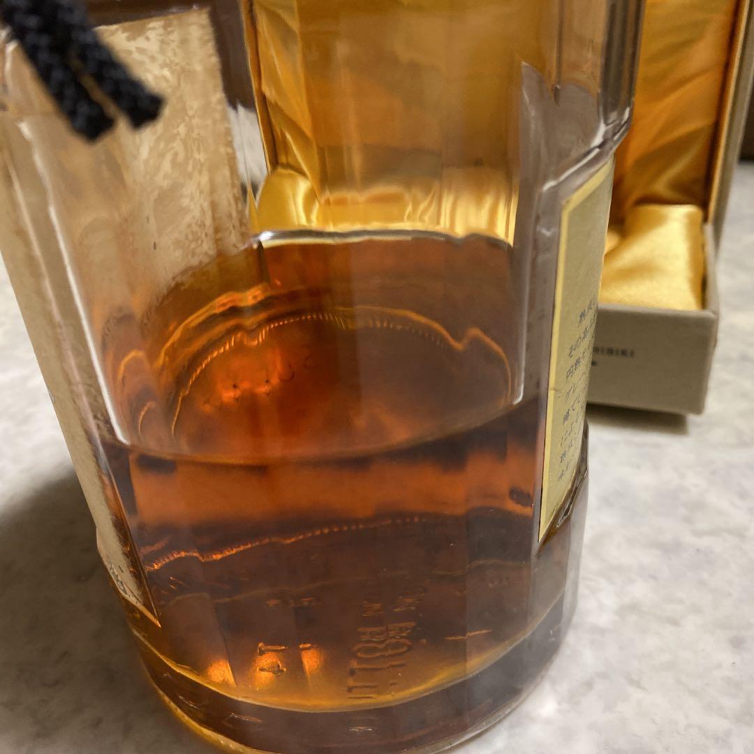 サントリー 響 700ml