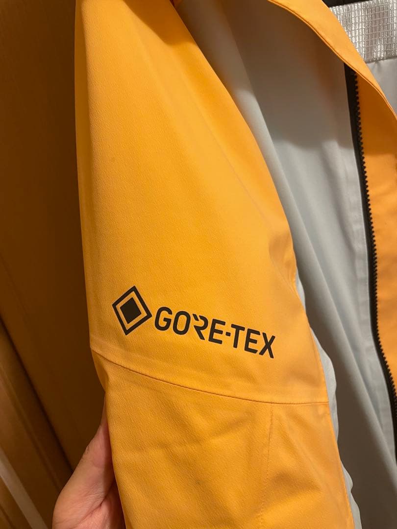 超美品❗️ Burton [ak] GORE-TEX スノーボードジャケット S