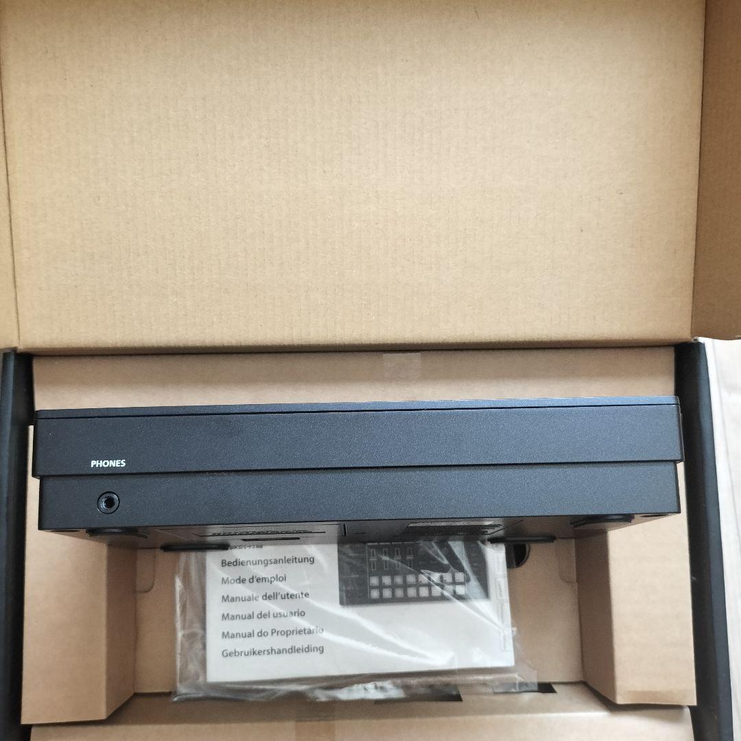 Roland MC-101 グルーヴボックス