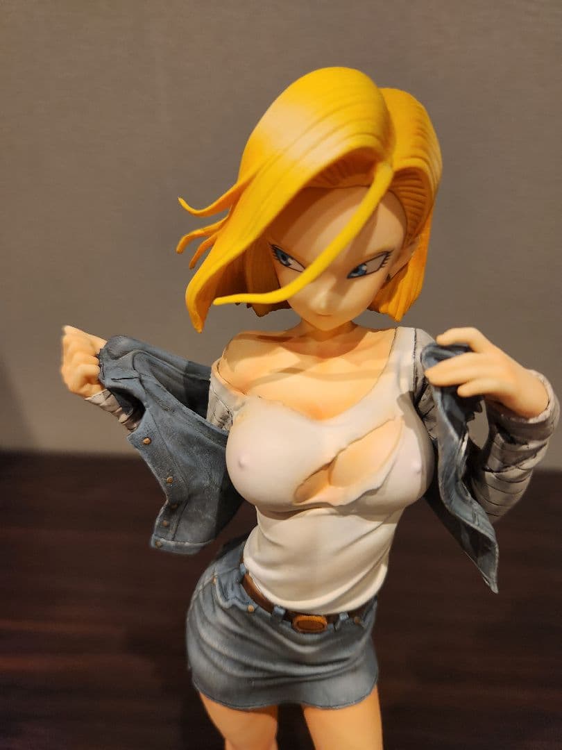 glitter&glamours 18号　フィギュア グリッターグラマラス　生足