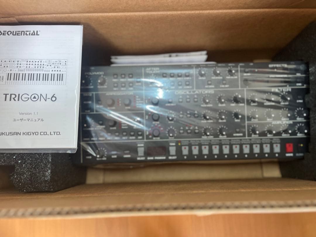 SEQUENTIAL アナログシンセサイザー　TRIGON-6 MODULE