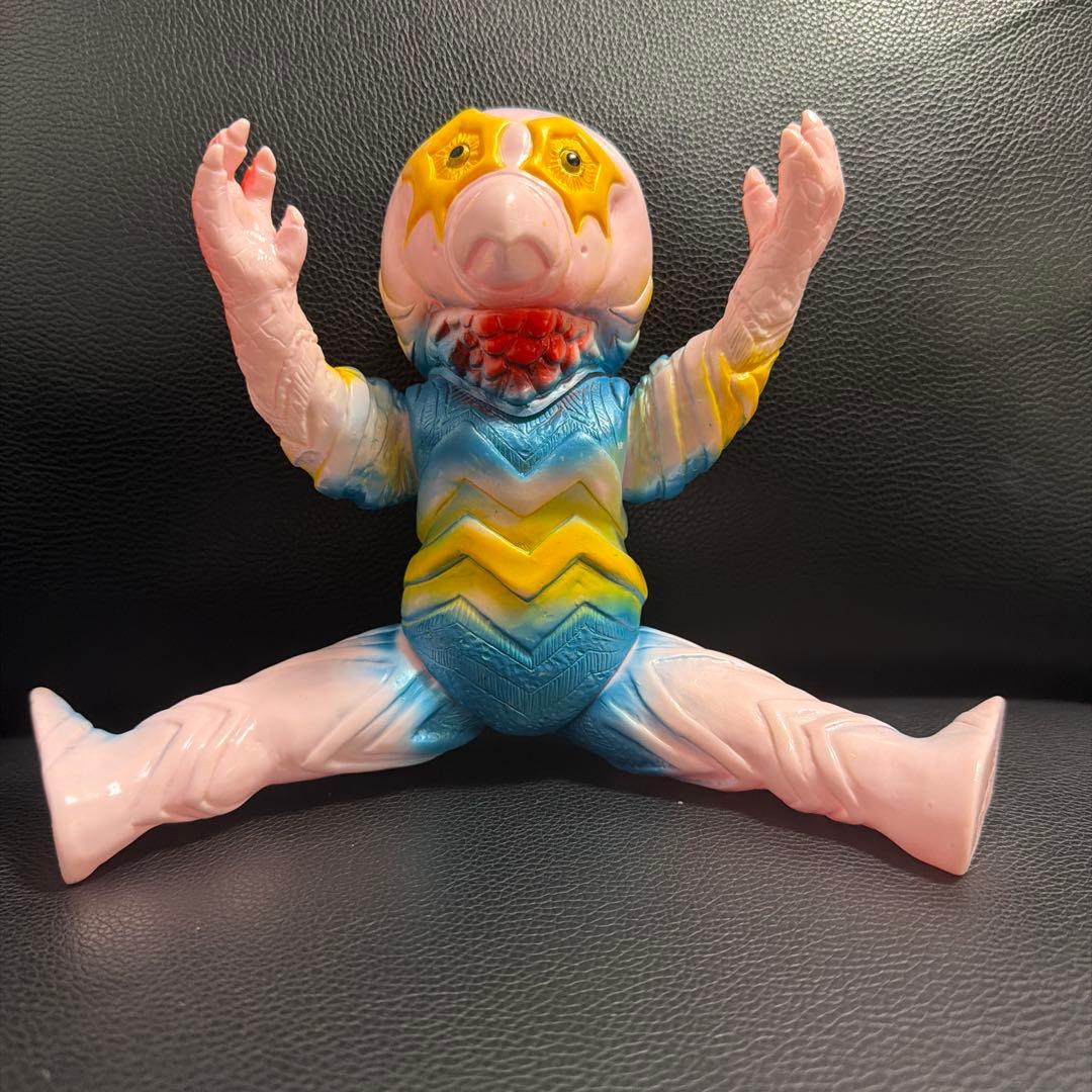 ベアモデル ガッツ星人 ソフビ