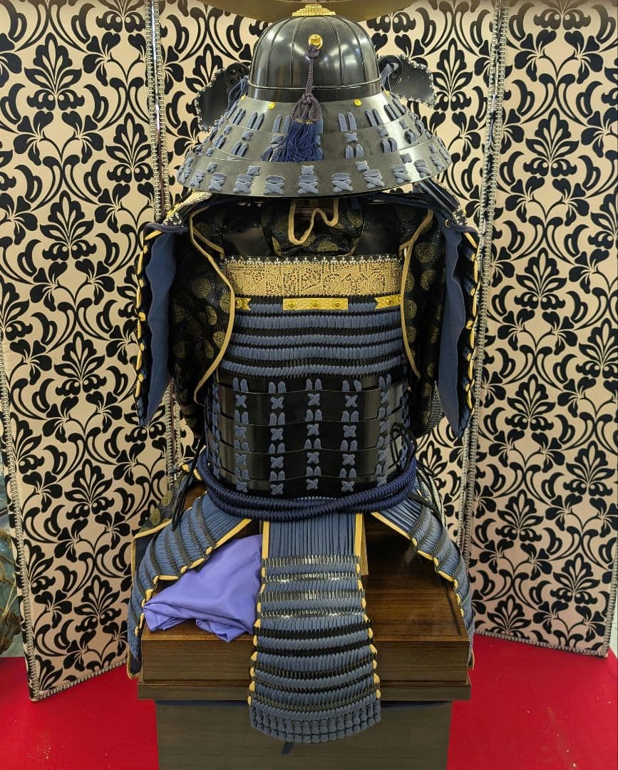 等身大 甲冑 鎧兜 鎧一式 甲冑 鎧櫃 鎧立付 面頰 青糸大縅鎧 伊達政宗公 写