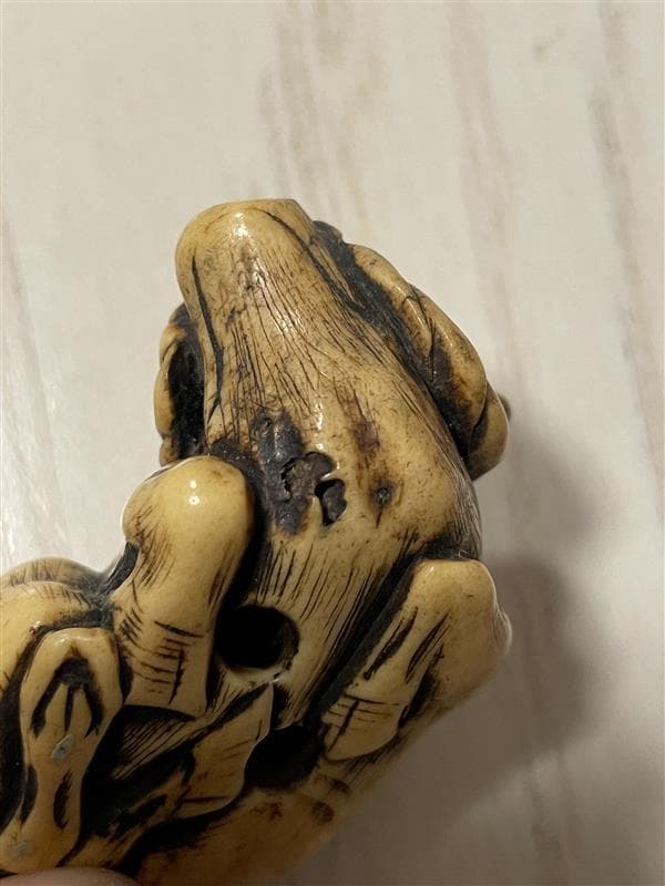 シ*ジ様 牛彫刻　極上根付　天然素材　希少　アンティーク　骨董品