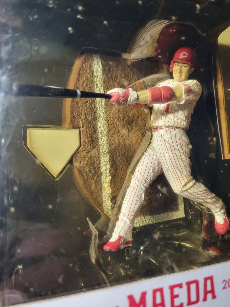 広島東洋カープ　2000安打記念　前田智徳　フィギュア　希少品