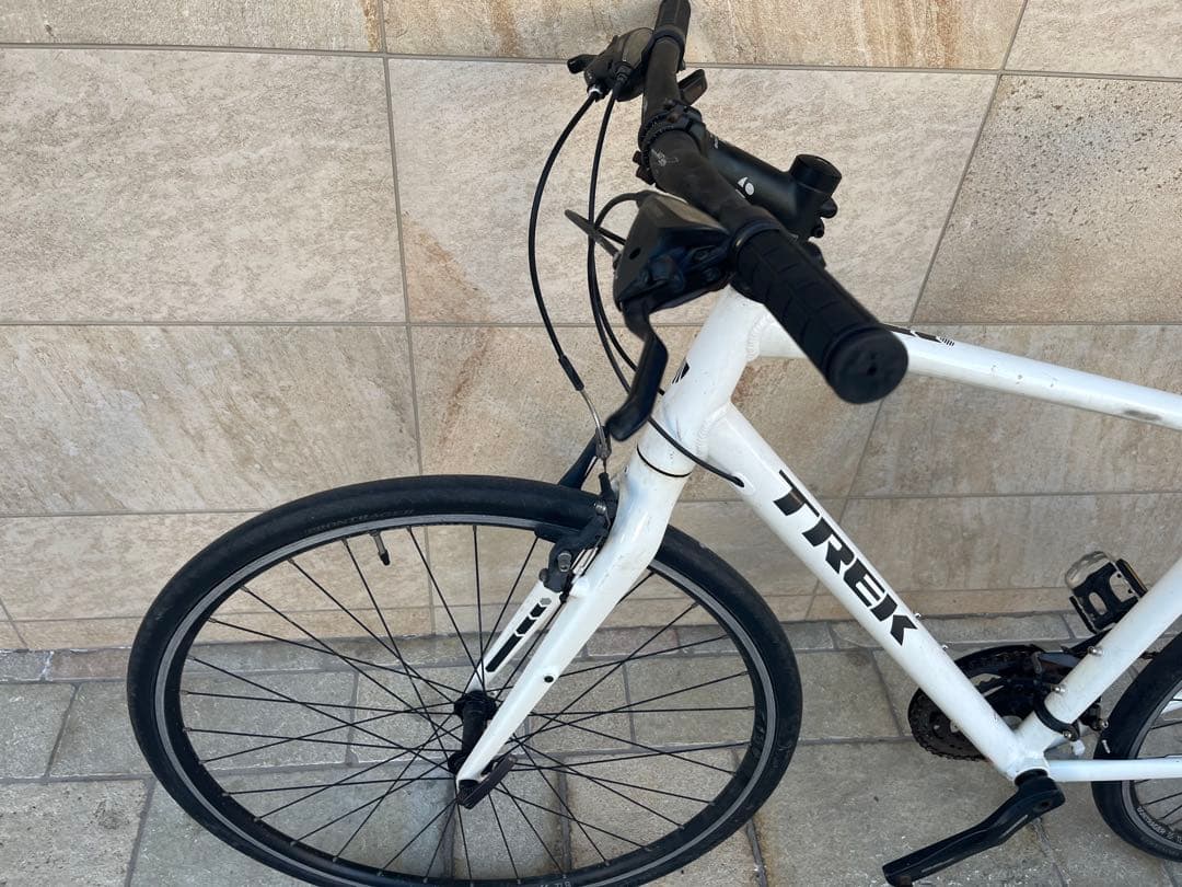 【東京近郊受渡し希望】クロスバイク TREK FX3 状態良好 即乗り可能
