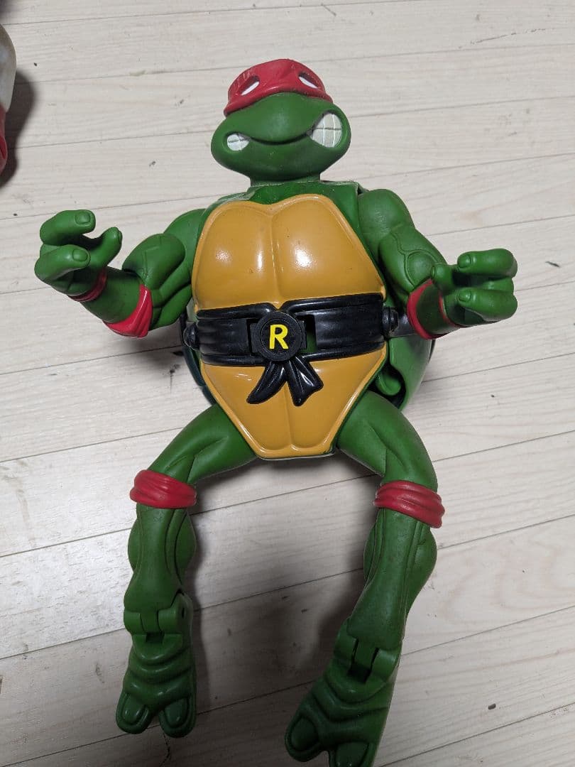 ミュータントタートルズ 変形ジャイアントフィギュア