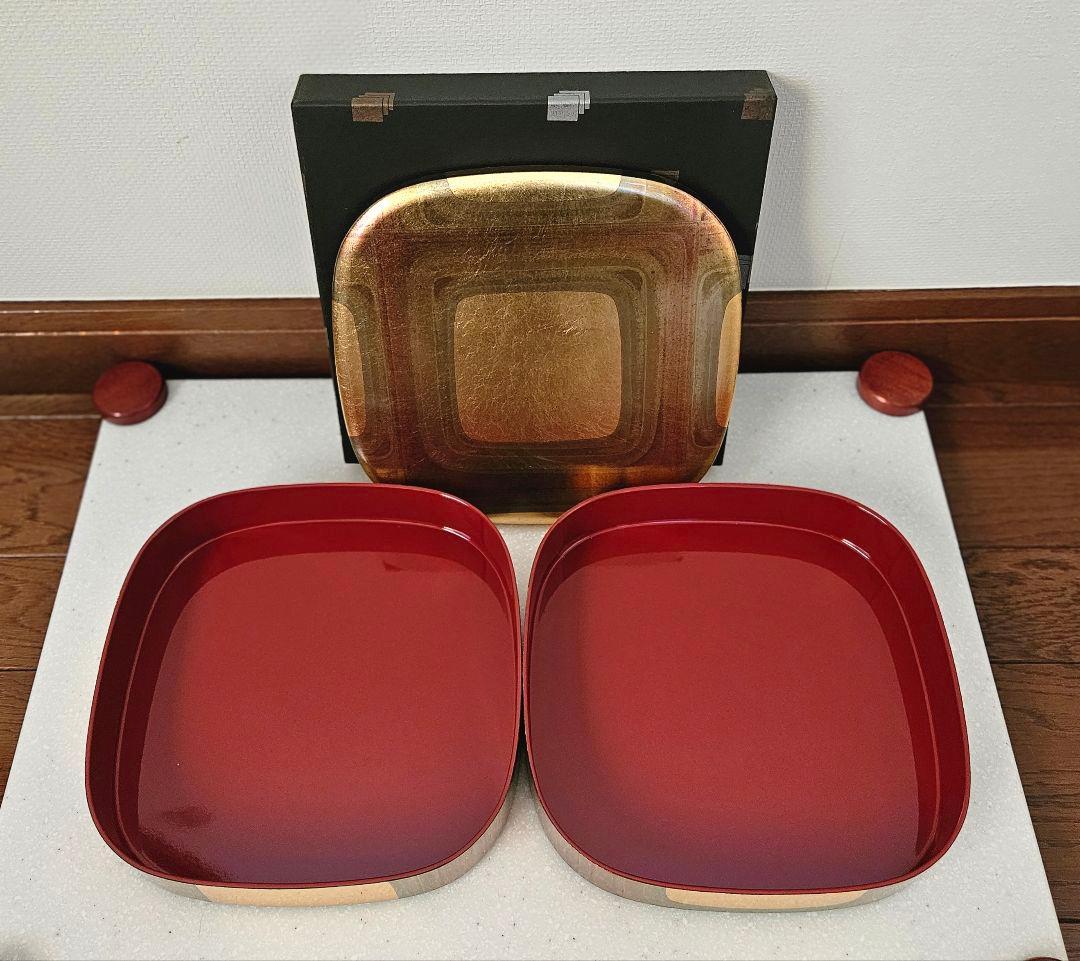 箔一オリジナル金沢箔『古代箔』二段重・ 古代箔梅型銘々皿 2セット