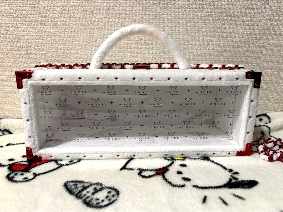 エンジェルシャンパン ホリデーエディション レザータイプ レッド 空き箱 鍵付き