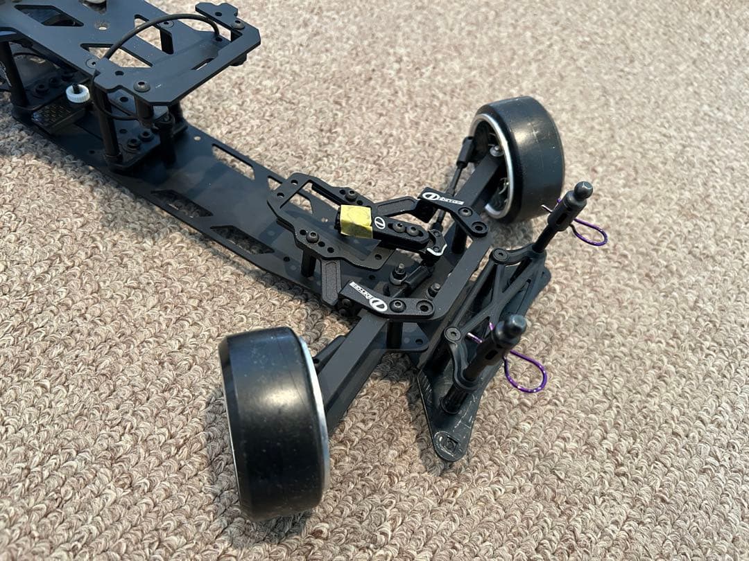 陸人・LP-86+AE86レビン、ボデ付き（オプションパーツ付き）