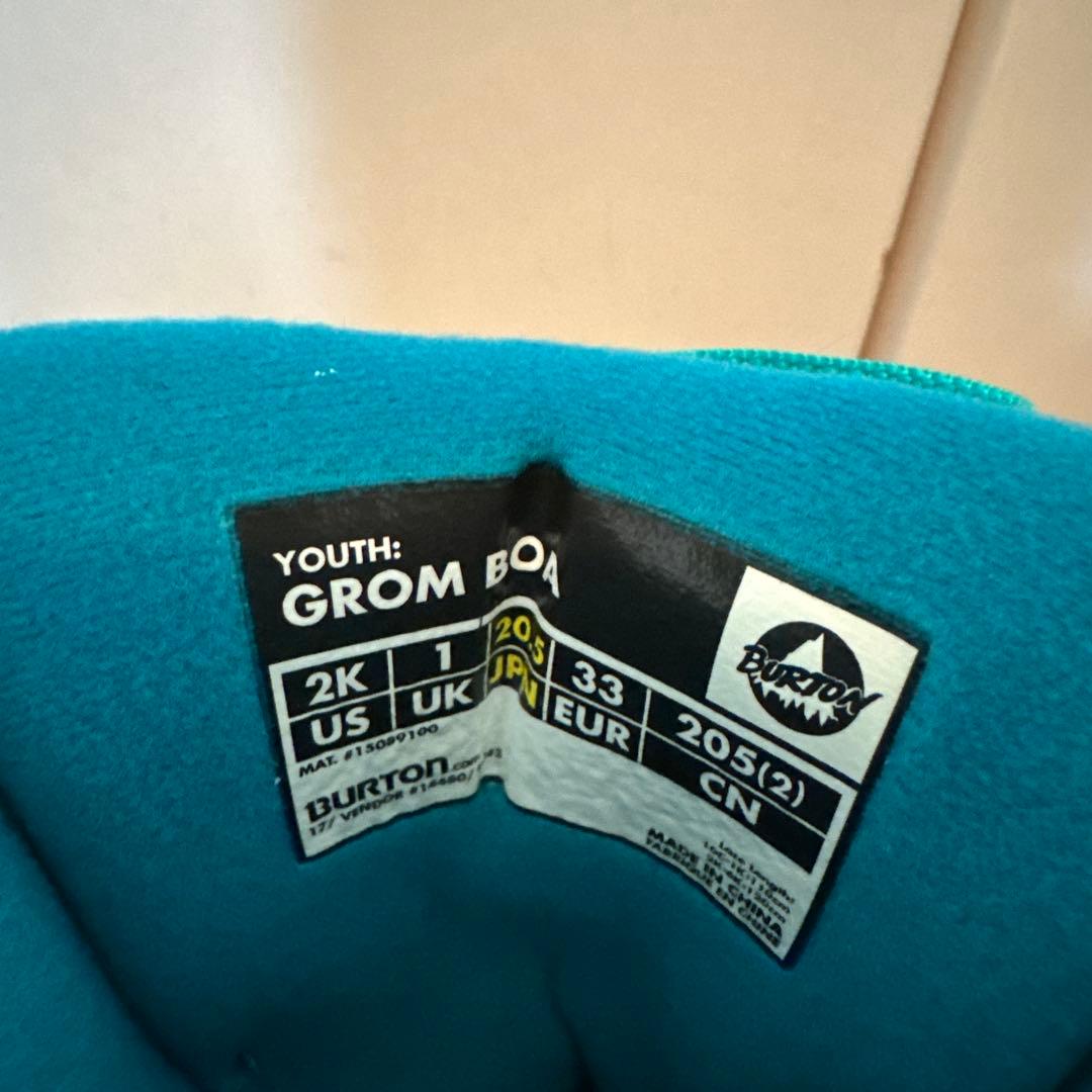 YOUTH GROM BOA BURTONキッズスノーボードブーツ　20.5㎝