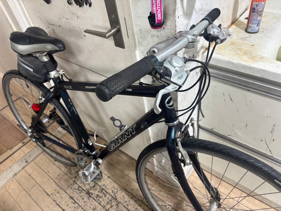 GIANT VELO クロスバイク ダークブルー（ネイビー）