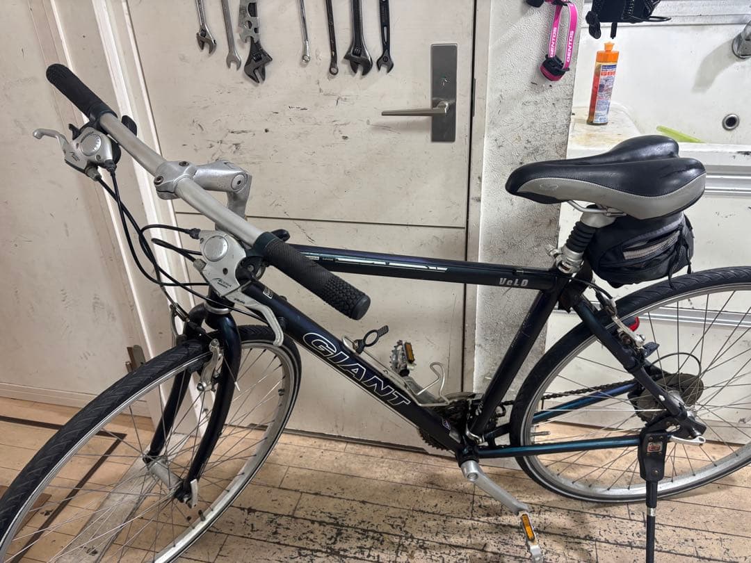 GIANT VELO クロスバイク ダークブルー（ネイビー）