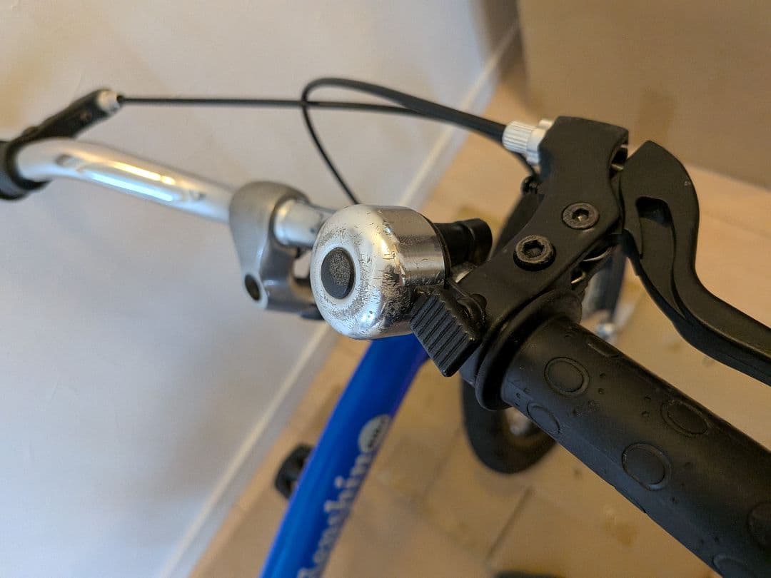 へんしんバイクＸ１６ 青 Henshin Bike 16インチ