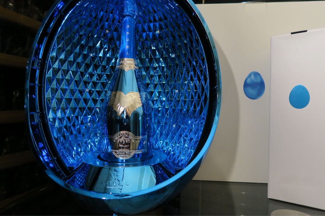 エンジェル ヴィンテージ 2008年 ブルー エッグ シャンパン ケース付き