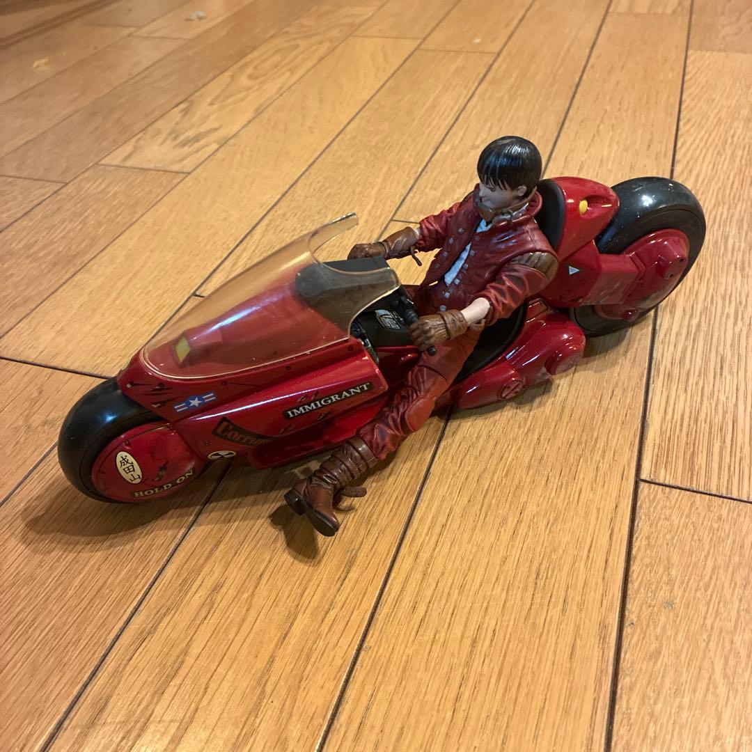 AKIRA 金田 バイク フィギュア