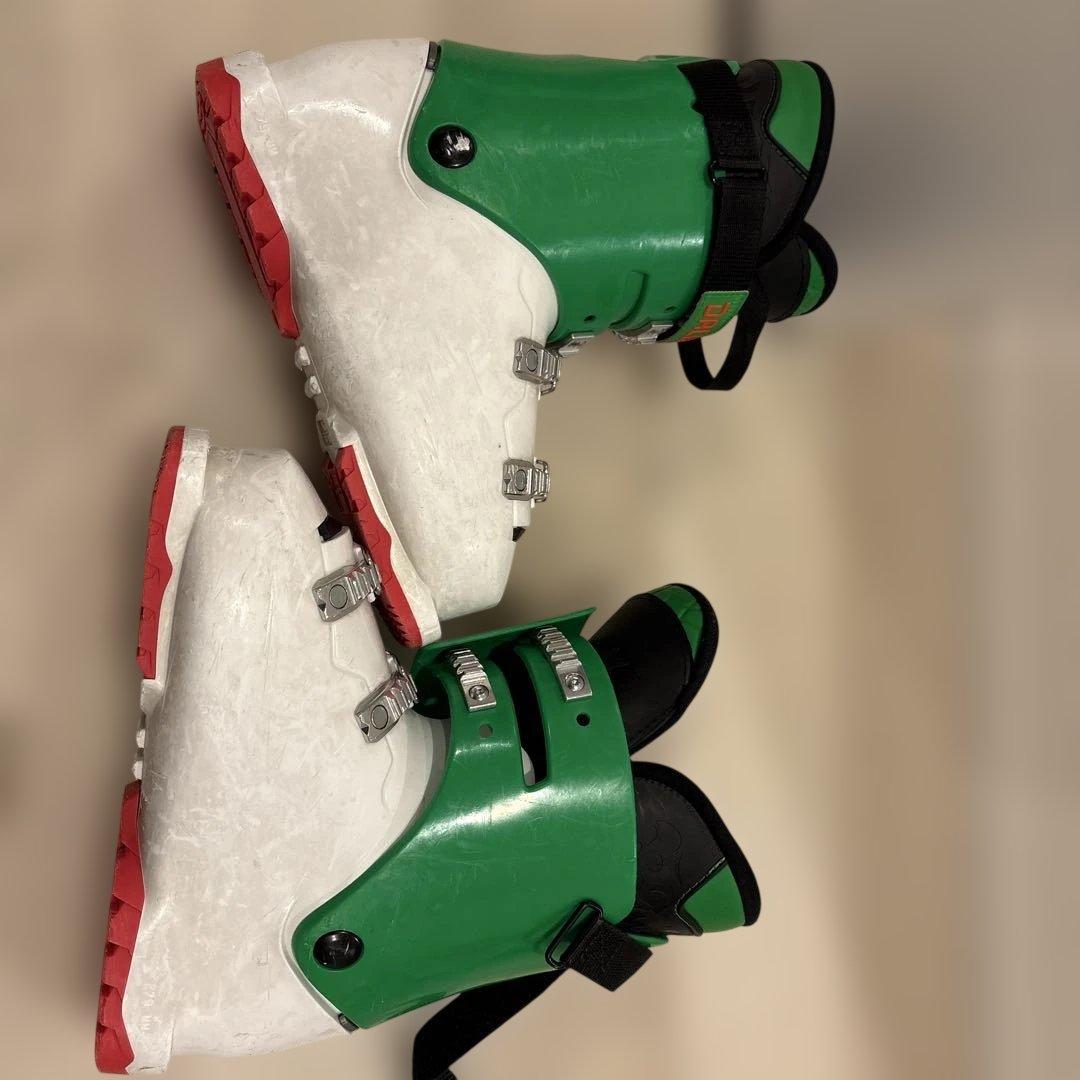 ダルベロジュニアスキーブーツ60