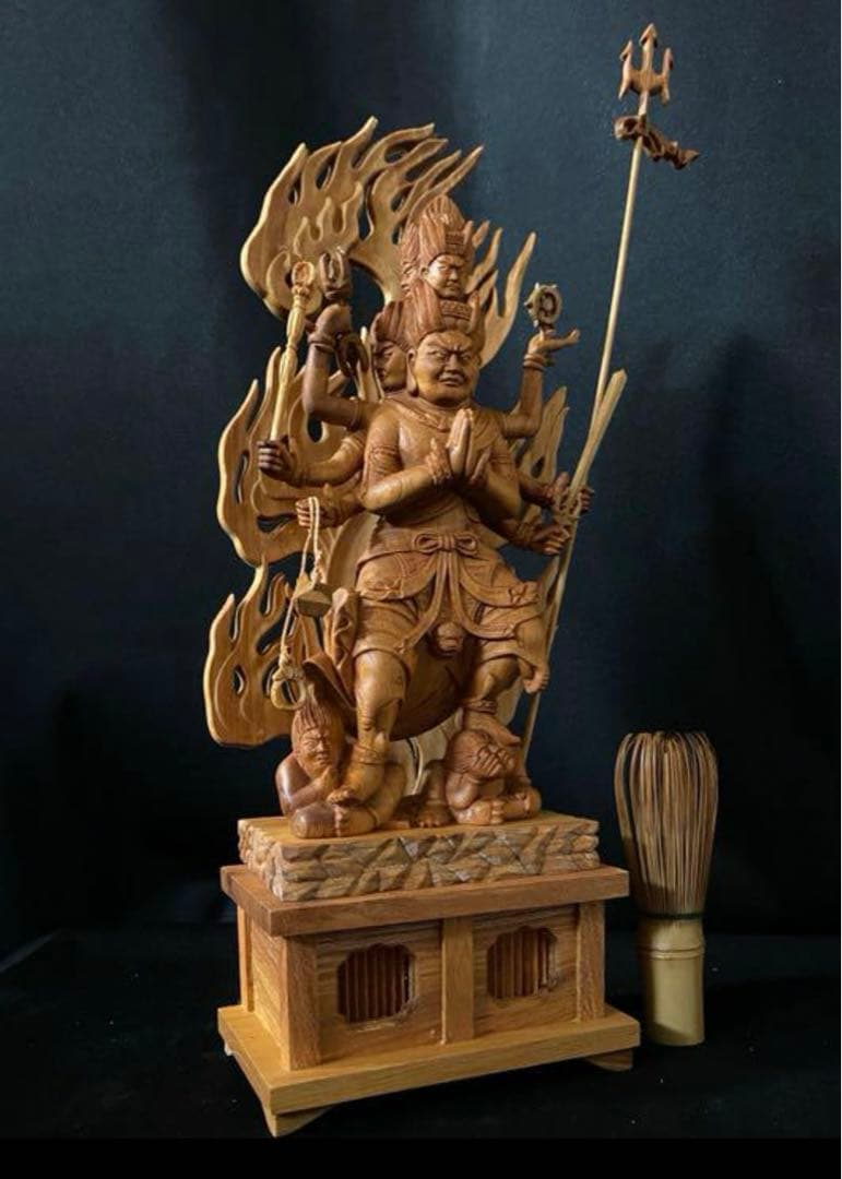 仏教工芸品　木彫仏像　最高級品　仏師手仕上げ品　大元帥明王立像