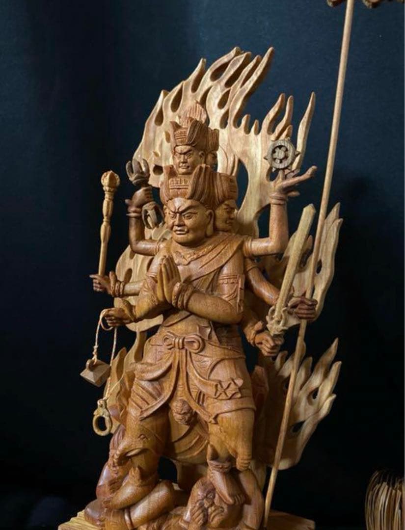仏教工芸品　木彫仏像　最高級品　仏師手仕上げ品　大元帥明王立像