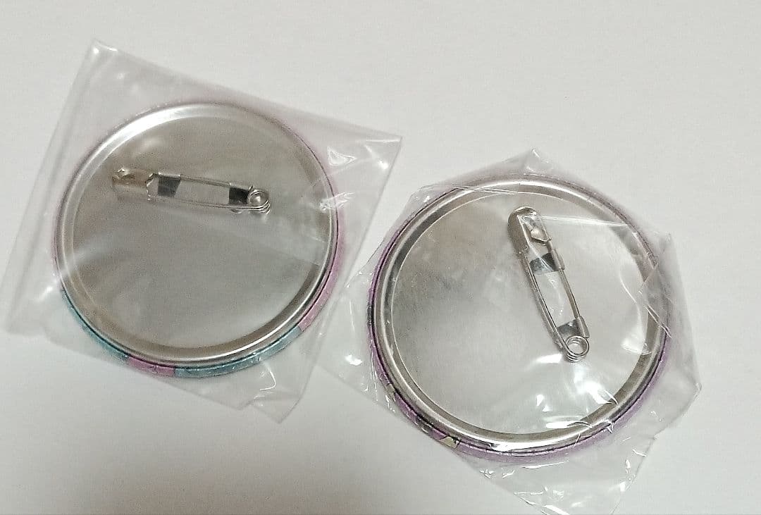 銀魂　レトロポップ　缶バッジ　坂田銀時　高杉晋助