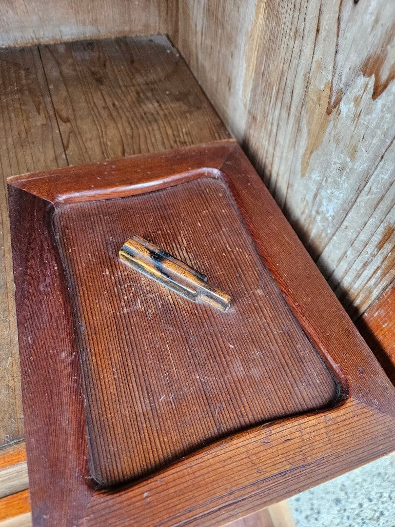 日本のアンティーク 古い水屋箪笥 無垢材 木製 茶箪笥 食器棚 古家具