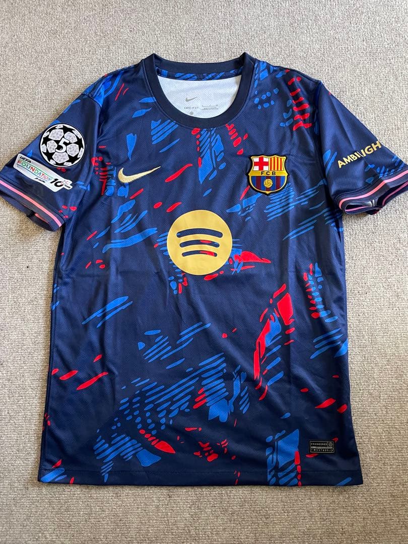 Nike バルセロナ　ユニフォーム　ヤマル