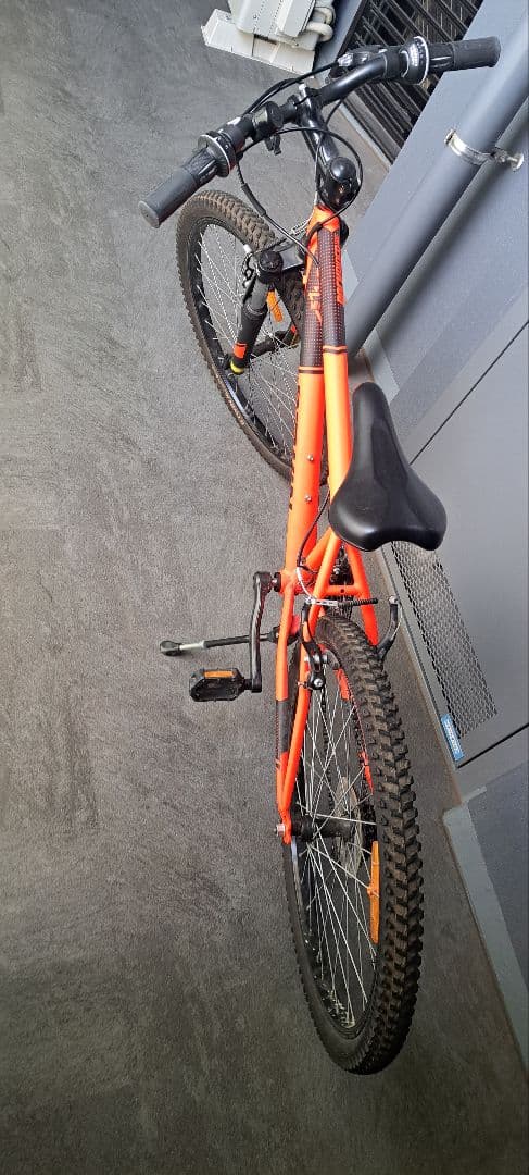 BTWIN オレンジ マウンテンバイク 26インチ