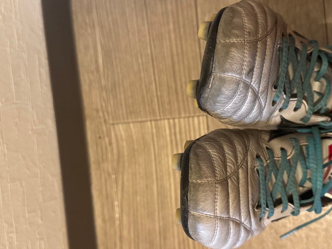 モレリアネオ4 26.5cm