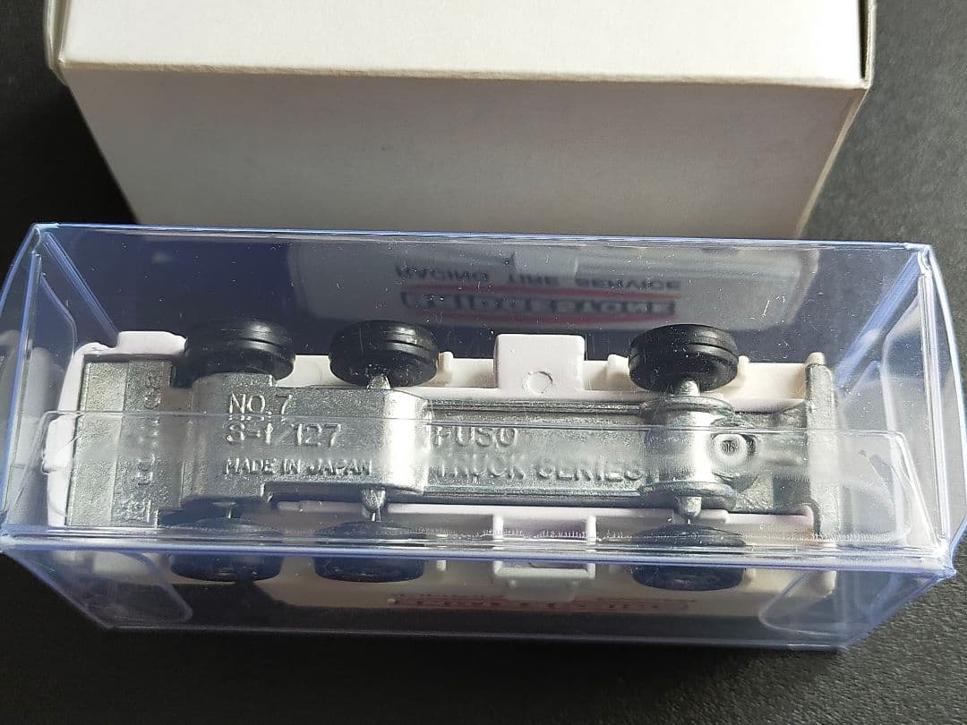 レース 関係者 配布品 黒箱 トミカ ふそうウィングルーフ 日本製 ブリヂストン