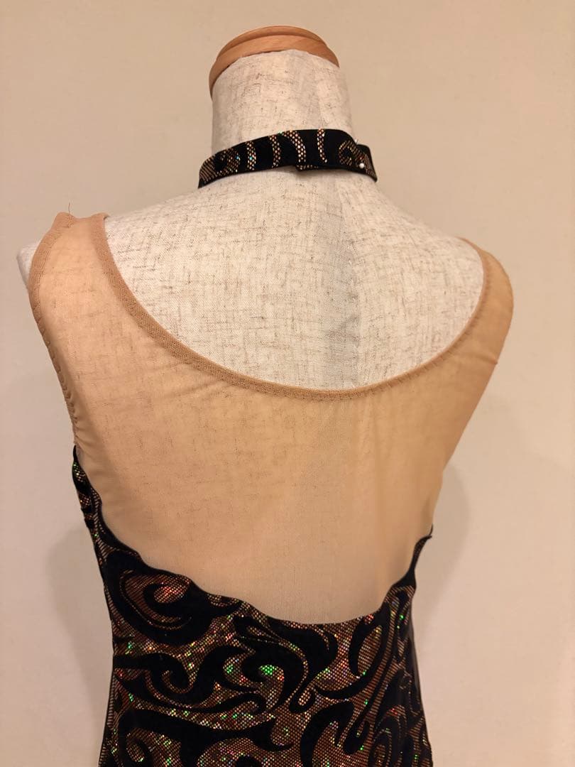 140ダンス衣装　黒×ゴールド　ワンピース