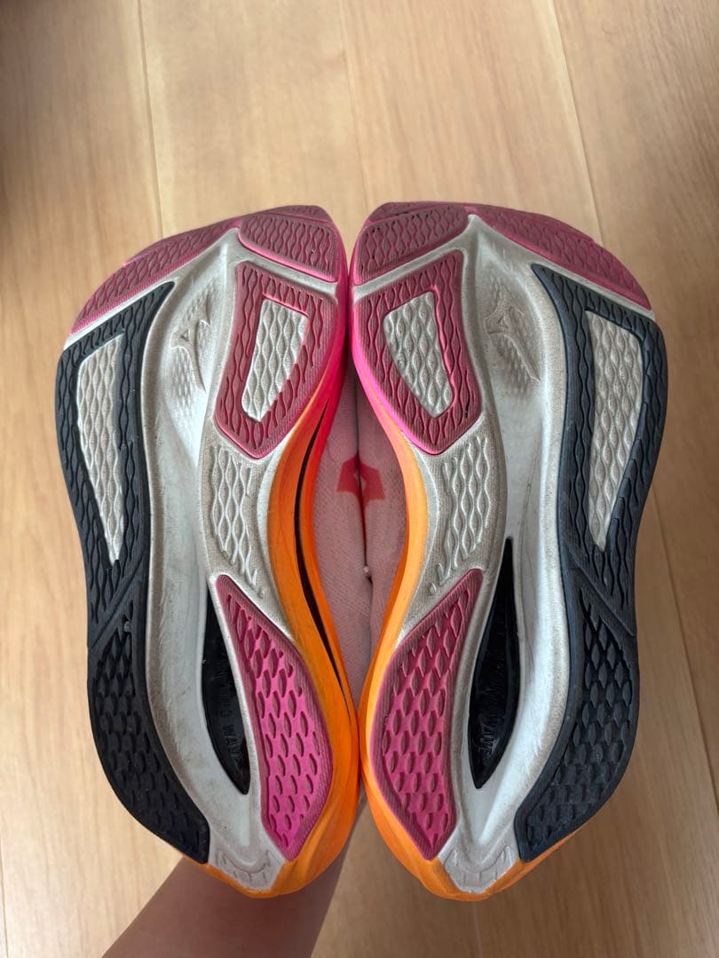 【即購入可】 ミズノ　ウェーブリベリオンフラッシュ3 26.0cm