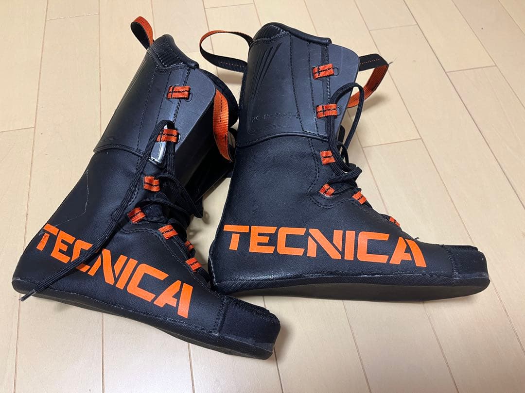 TECNICA スキー　ブーツインナー　新品　ブラック