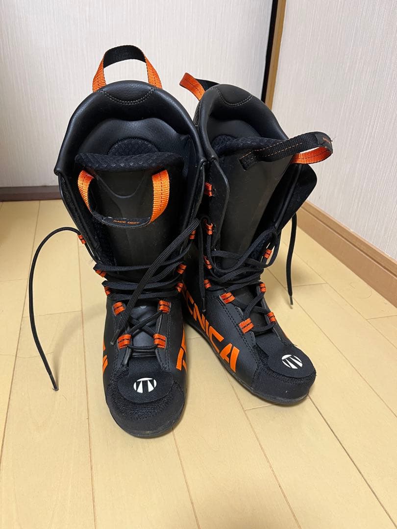 TECNICA スキー　ブーツインナー　新品　ブラック