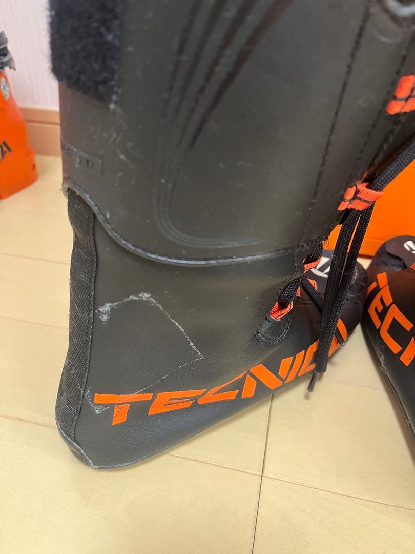 TECNICA スキー　ブーツインナー　新品　ブラック