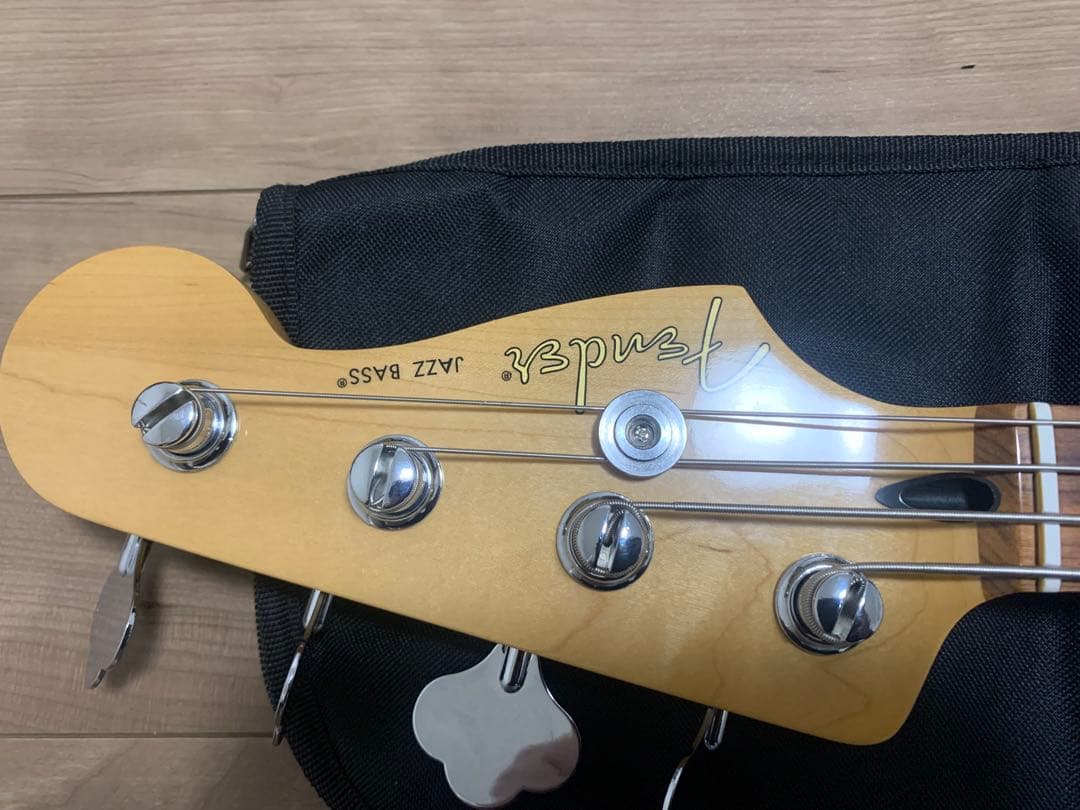 ベース Fender Player Jazz Bass 3-color Sunberst