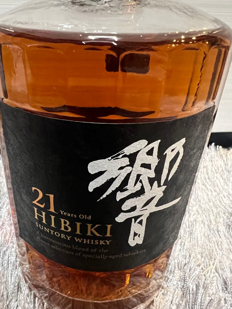 新品　Hibiki 21 Years Old Suntory Whisky