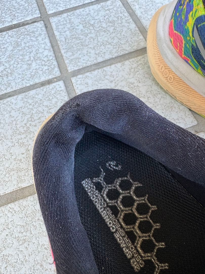 希少！！ASICS GT-2000 11 LITE-SHOW