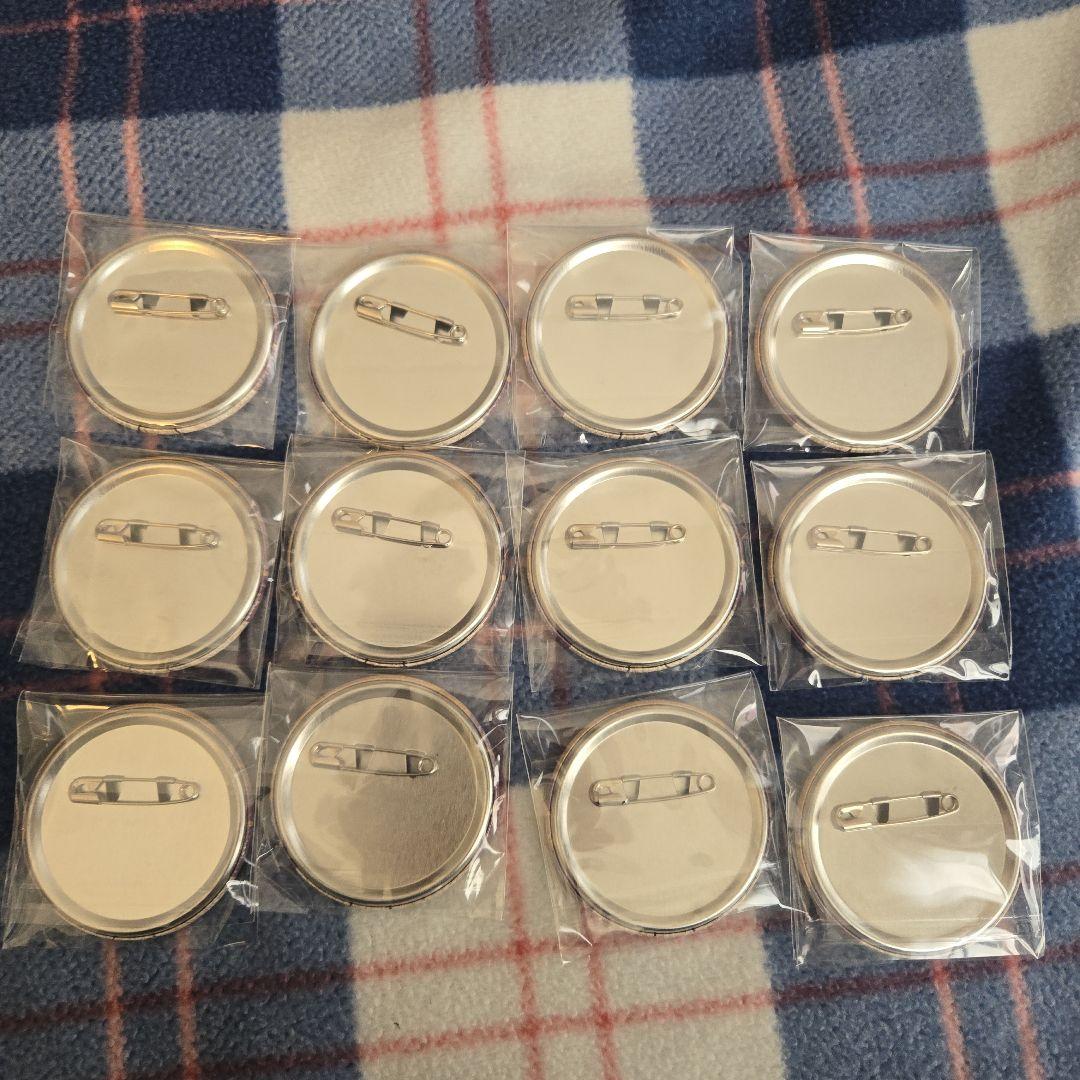 ワールドトリガー 二宮匡貴 ホリデー缶バッジ12個セット(バラ売り不可)