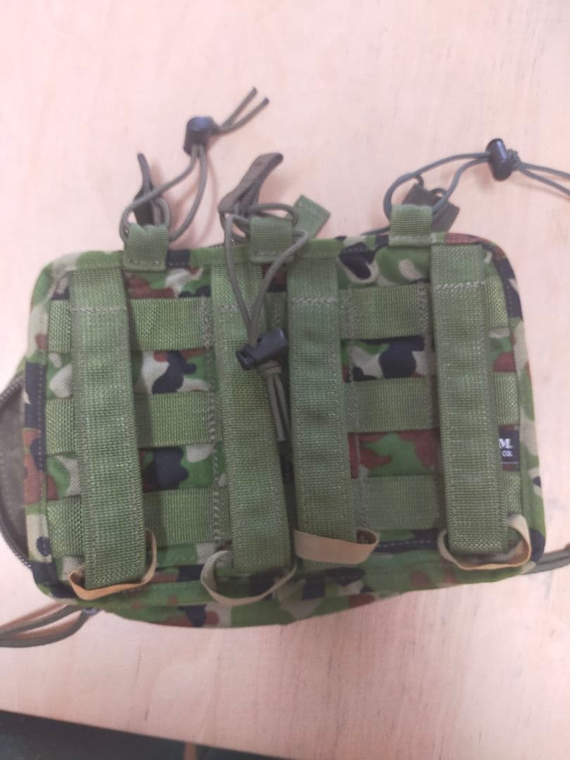 L.E.M. Supply Co.　メディックマグポーチ