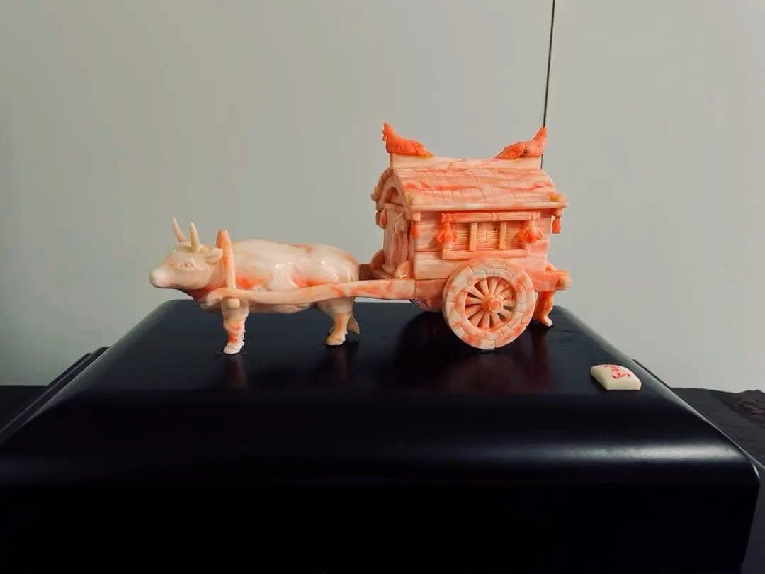 本珊瑚　珊瑚置物　珊瑚彫刻　宝石珊瑚　コ－ラル　牛引き御所車珊瑚宝飾作家山上卓山