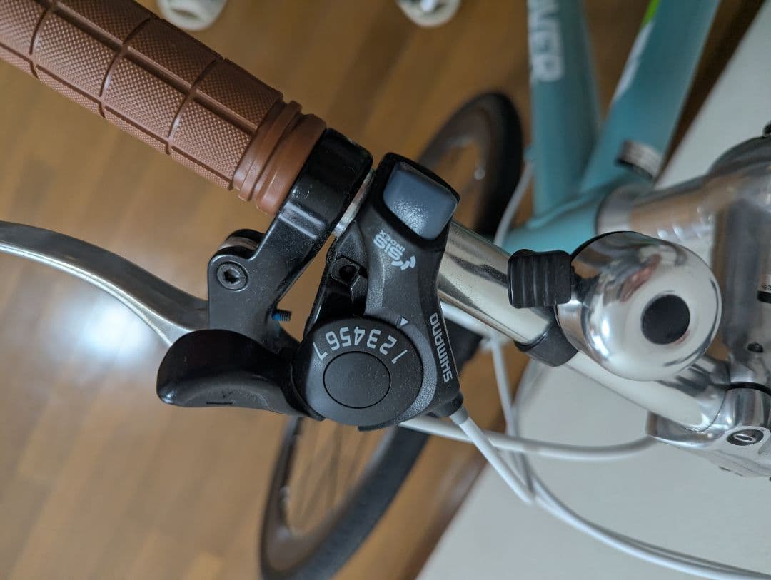 ぴ*ん様 カノーバー クロノス　CAC-028　700✕28C シマノ21段変速