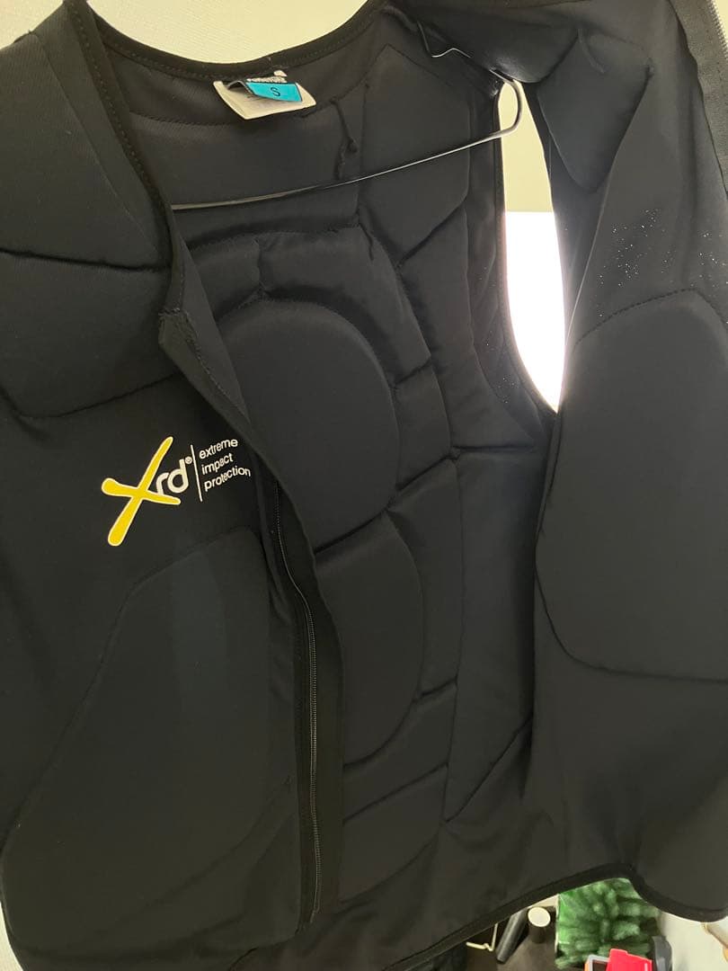 eb's XRDインパクトプロテクションベスト S