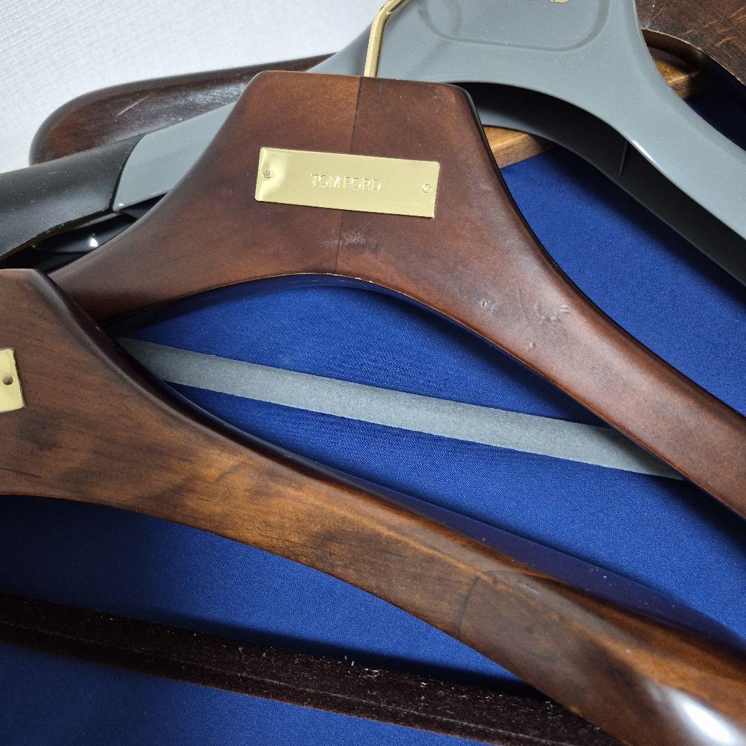 ブランドハンガー ５本セット　トム・フォード　ニューヨーカー　ホリスター