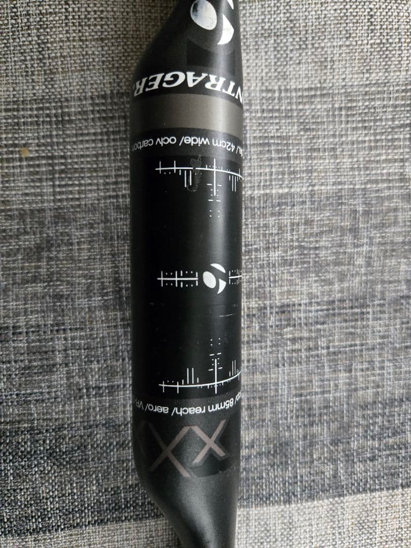 BONTRAGER XXX　カーボンエアロハンドル 31.8mm/42cm